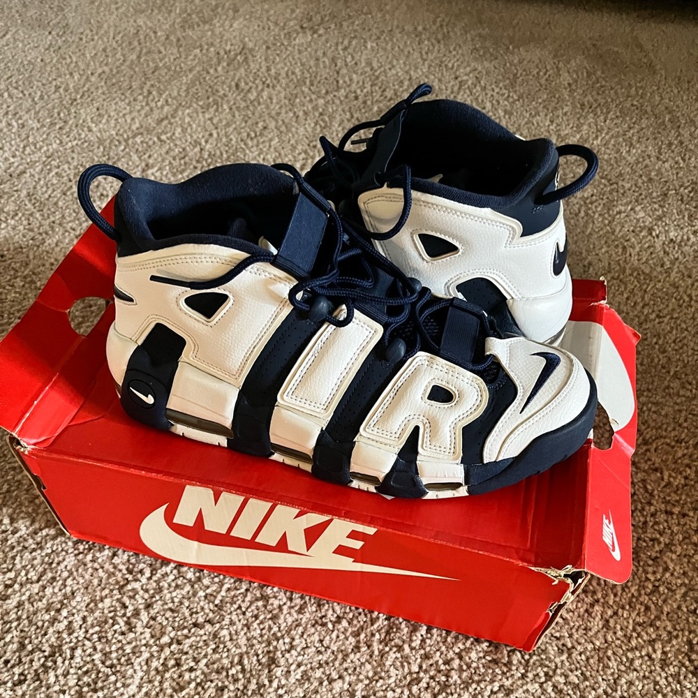 Used only wear a few times maybe 4 times still in great condition